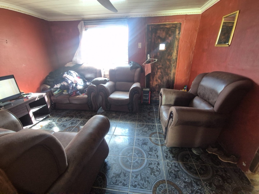 2 Bedroom Property for Sale in Kwazakhele Eastern Cape